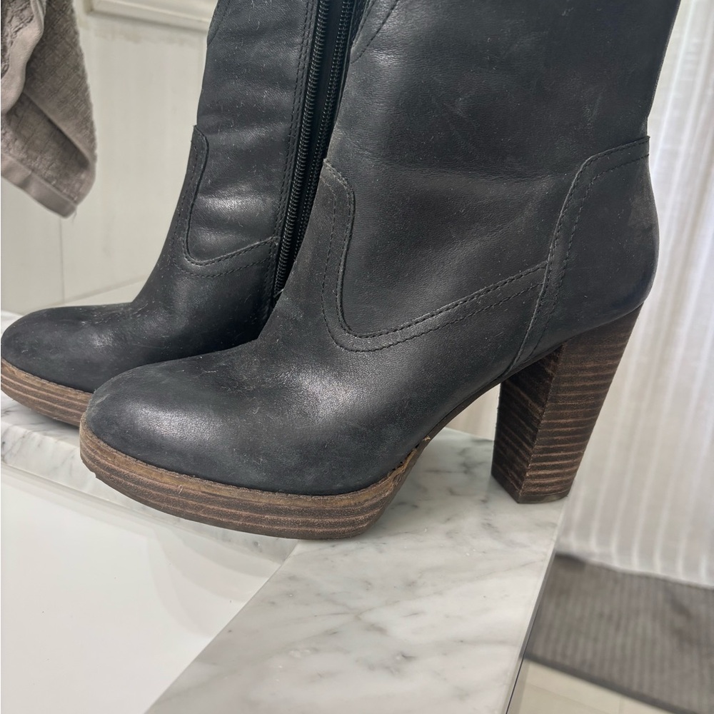 Lucky Brand Black Heeled Boots Minimalist Design